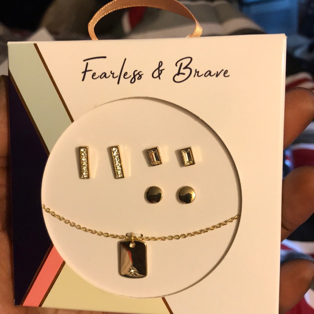 Necklace & Earrings Set